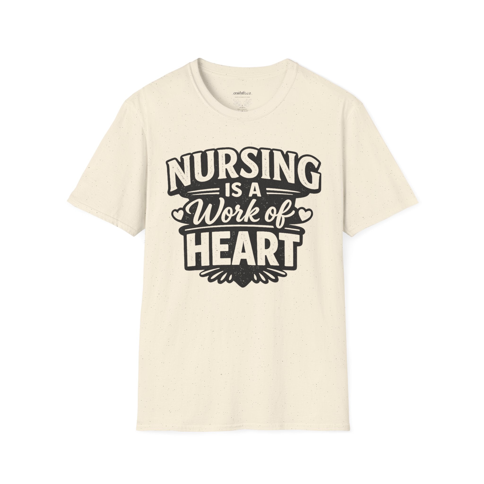T-shirt « Les soins infirmiers : une vocation de cœur »