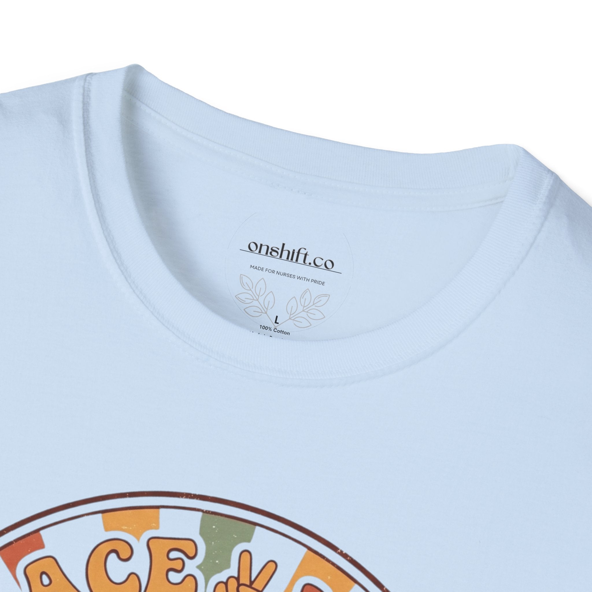 T-Shirt Paix Amour et Soins Infirmiers
