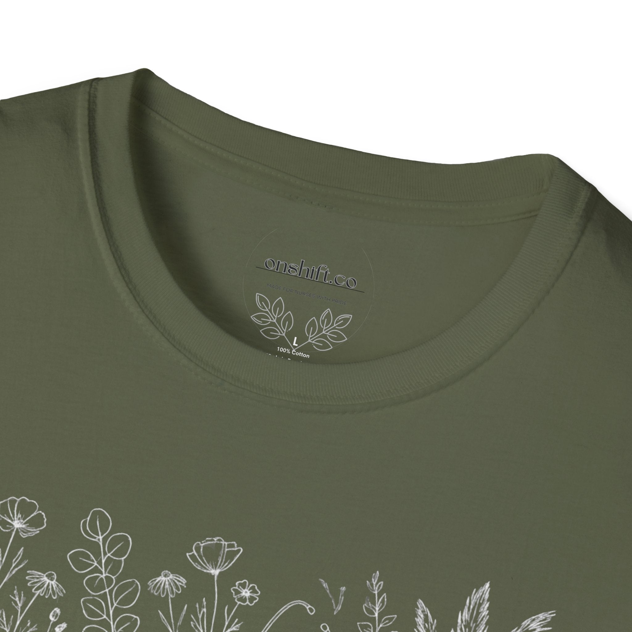 T-shirt d'infirmière en cardiologie à motifs floraux