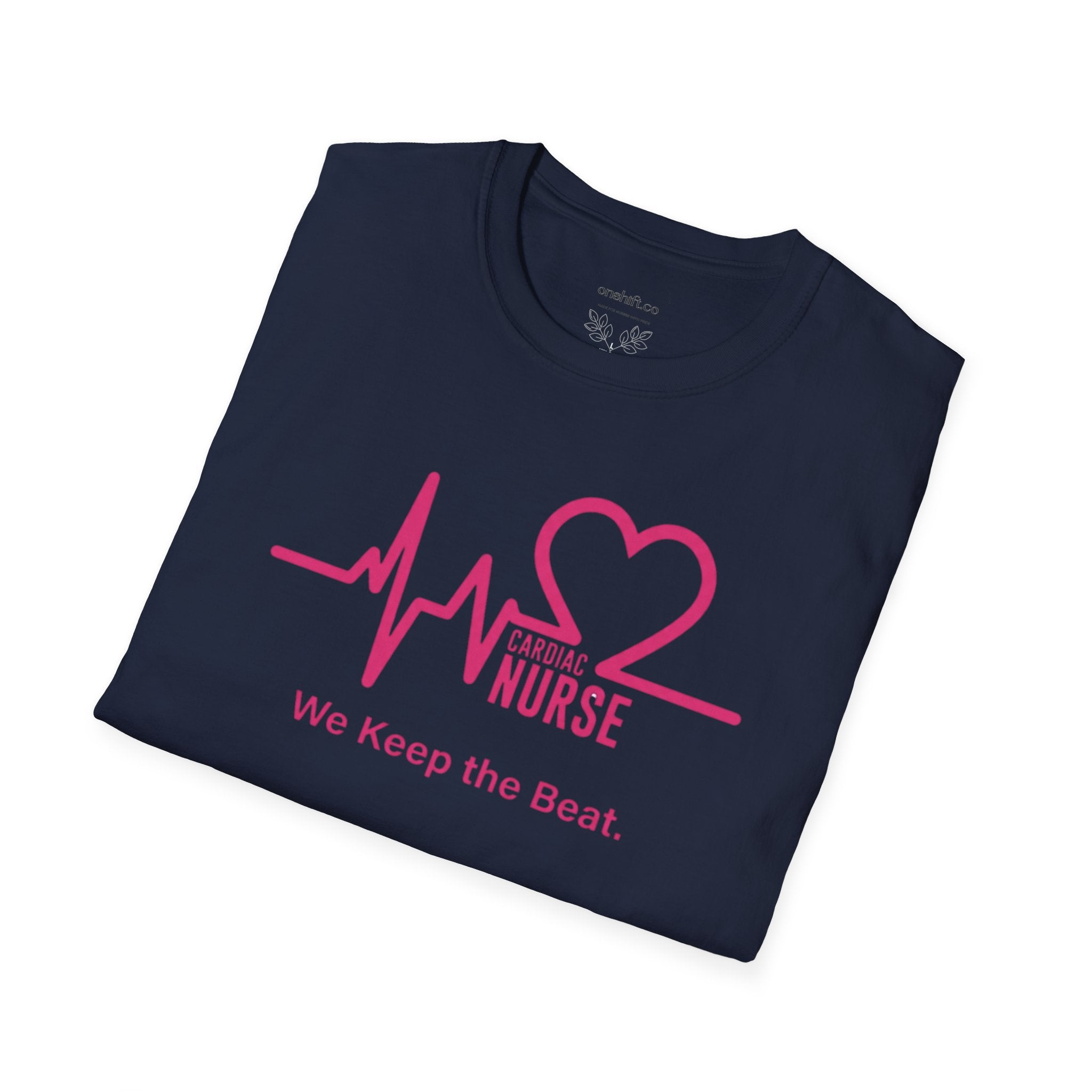 Infirmière en cardiologie : Nous maintenons le rythme T-Shirt