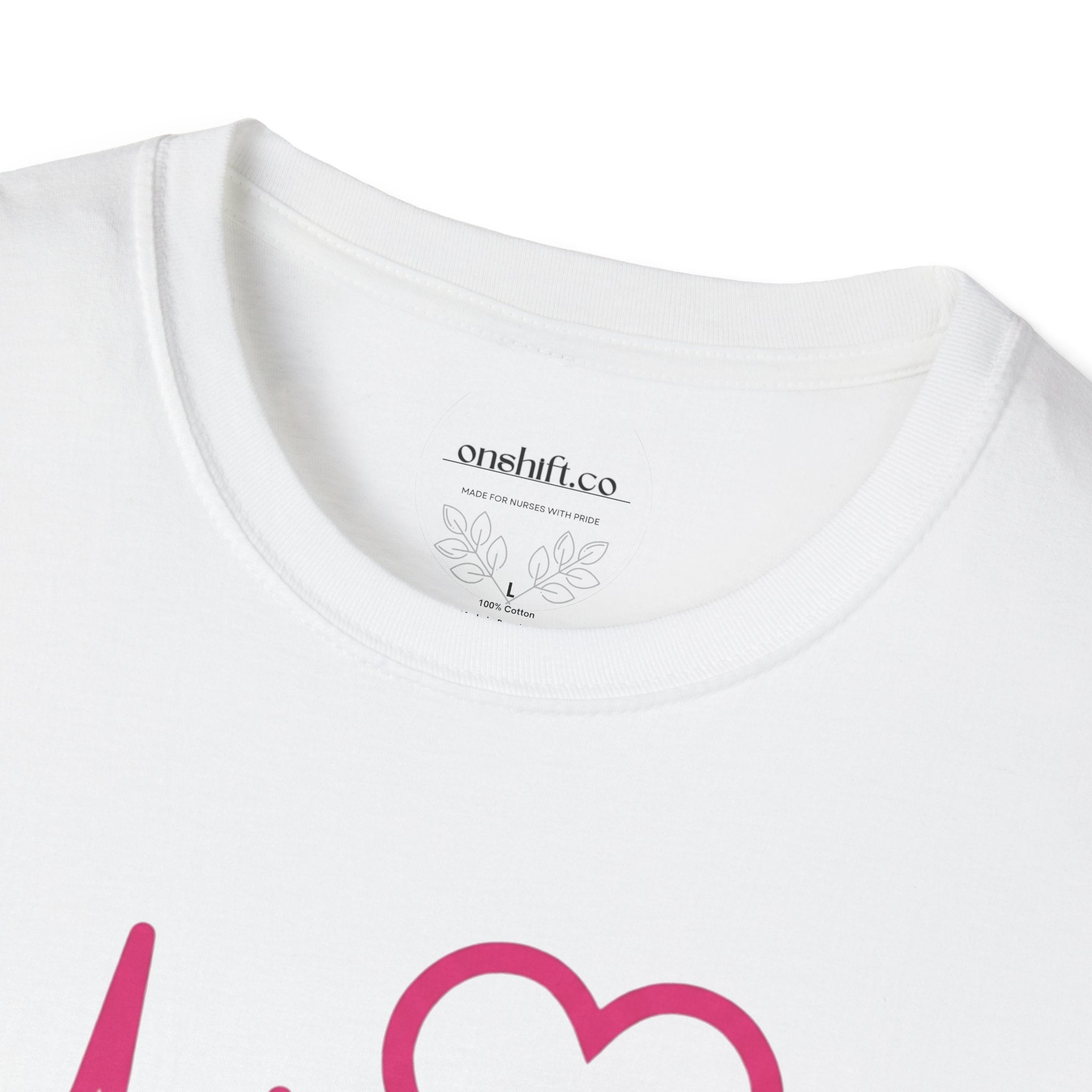Infirmière en cardiologie : Nous maintenons le rythme T-Shirt
