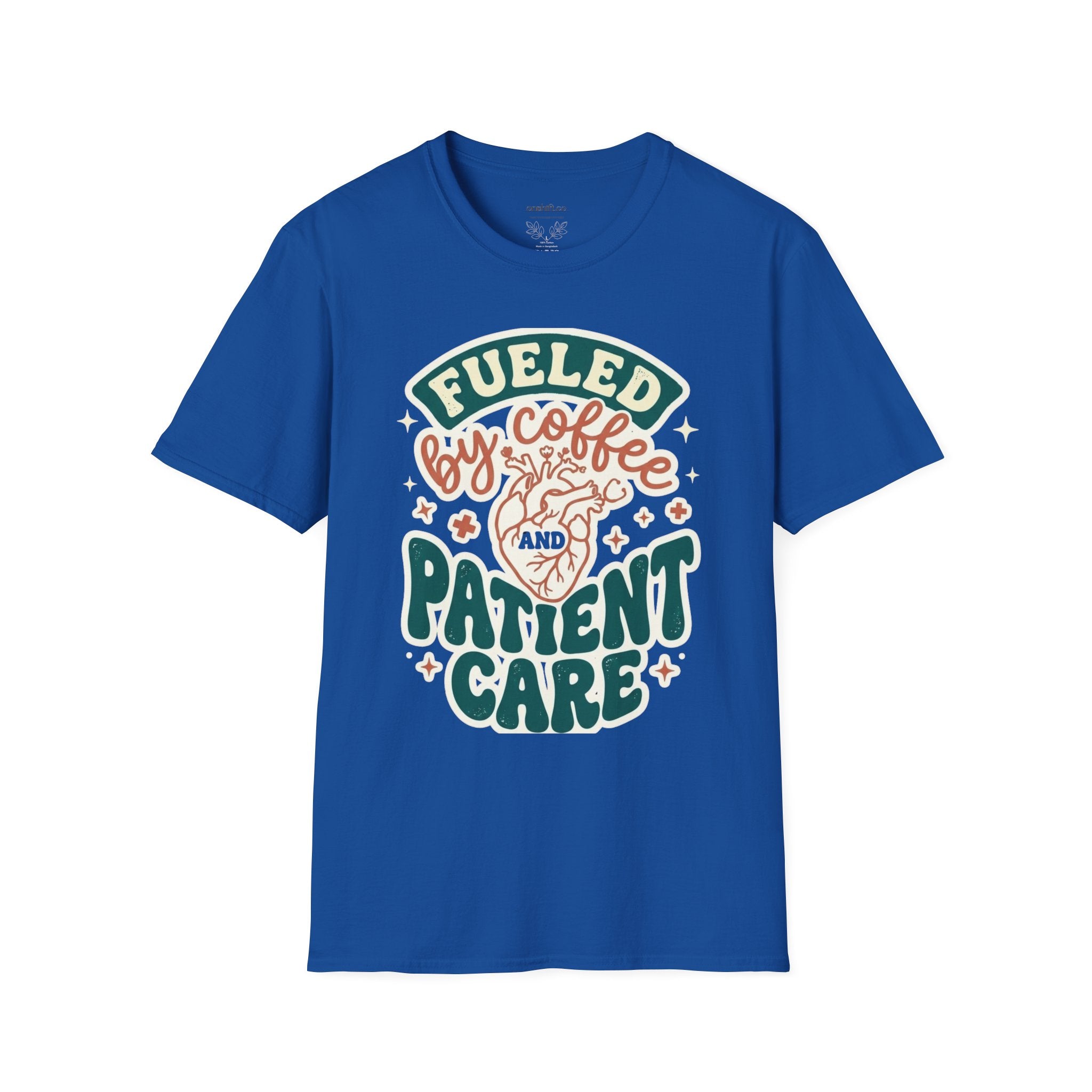 T-shirt Alimenté par le Café et les Soins aux Patients