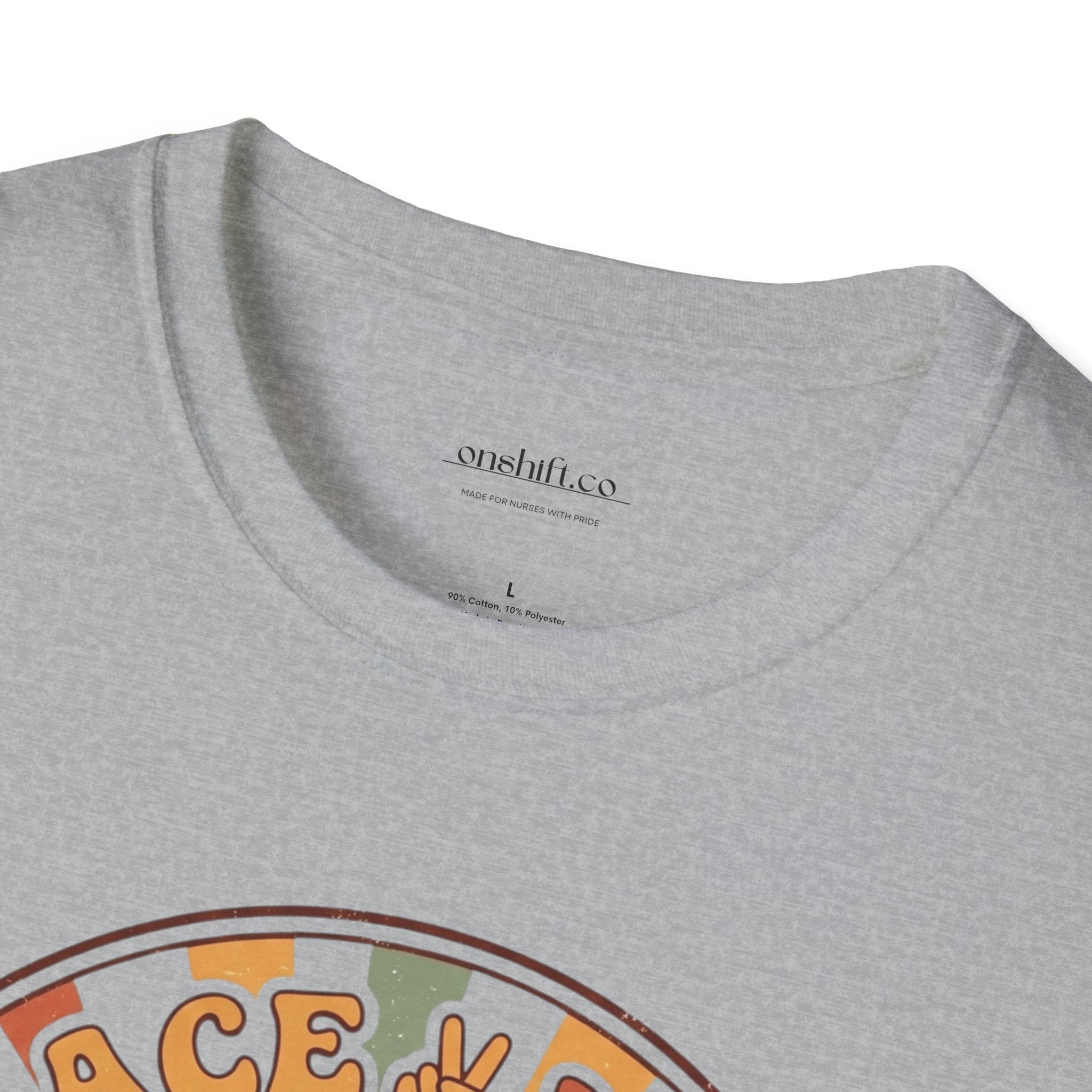 T-Shirt Paix Amour et Soins Infirmiers