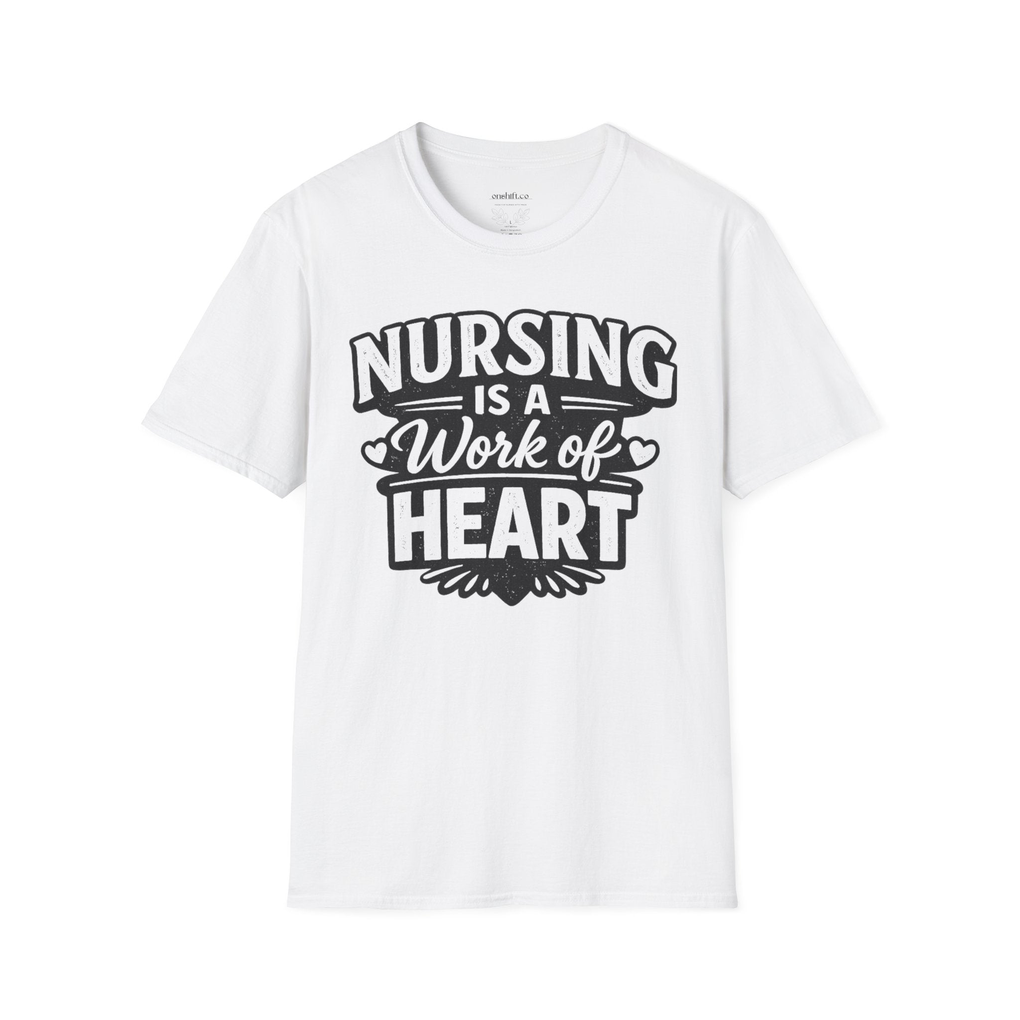 T-shirt « Les soins infirmiers : une vocation de cœur »