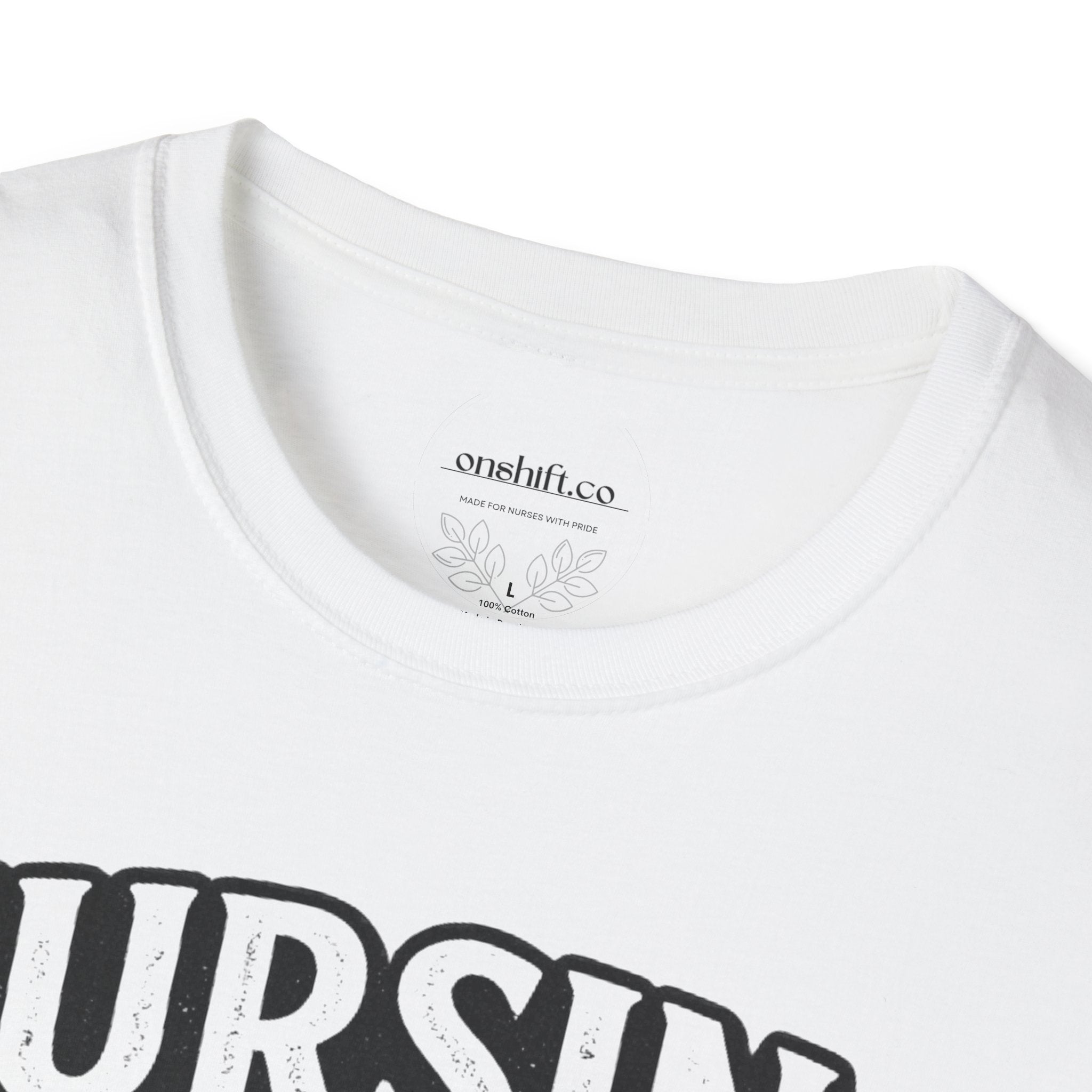 T-shirt « Les soins infirmiers : une vocation de cœur »