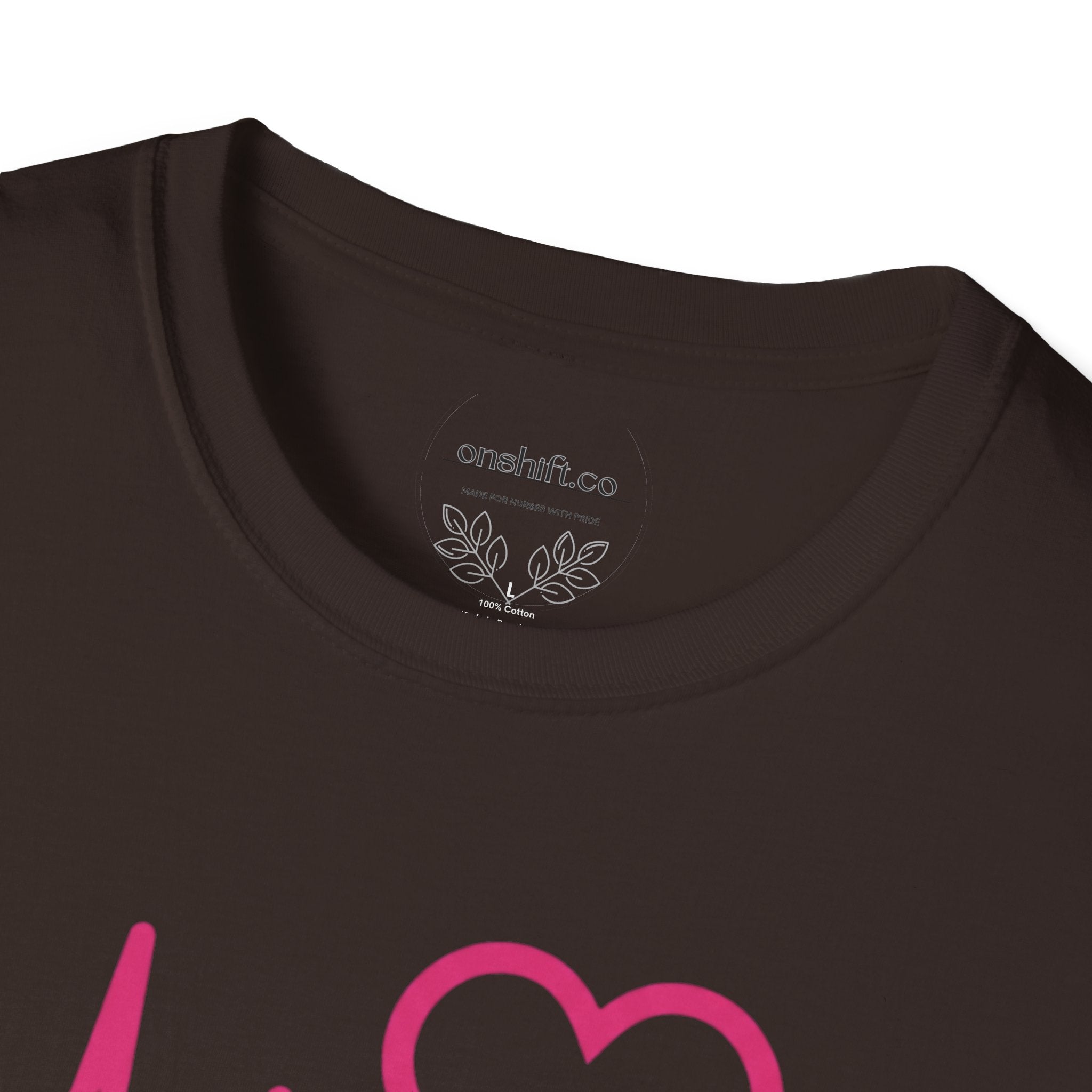 Infirmière en cardiologie : Nous maintenons le rythme T-Shirt