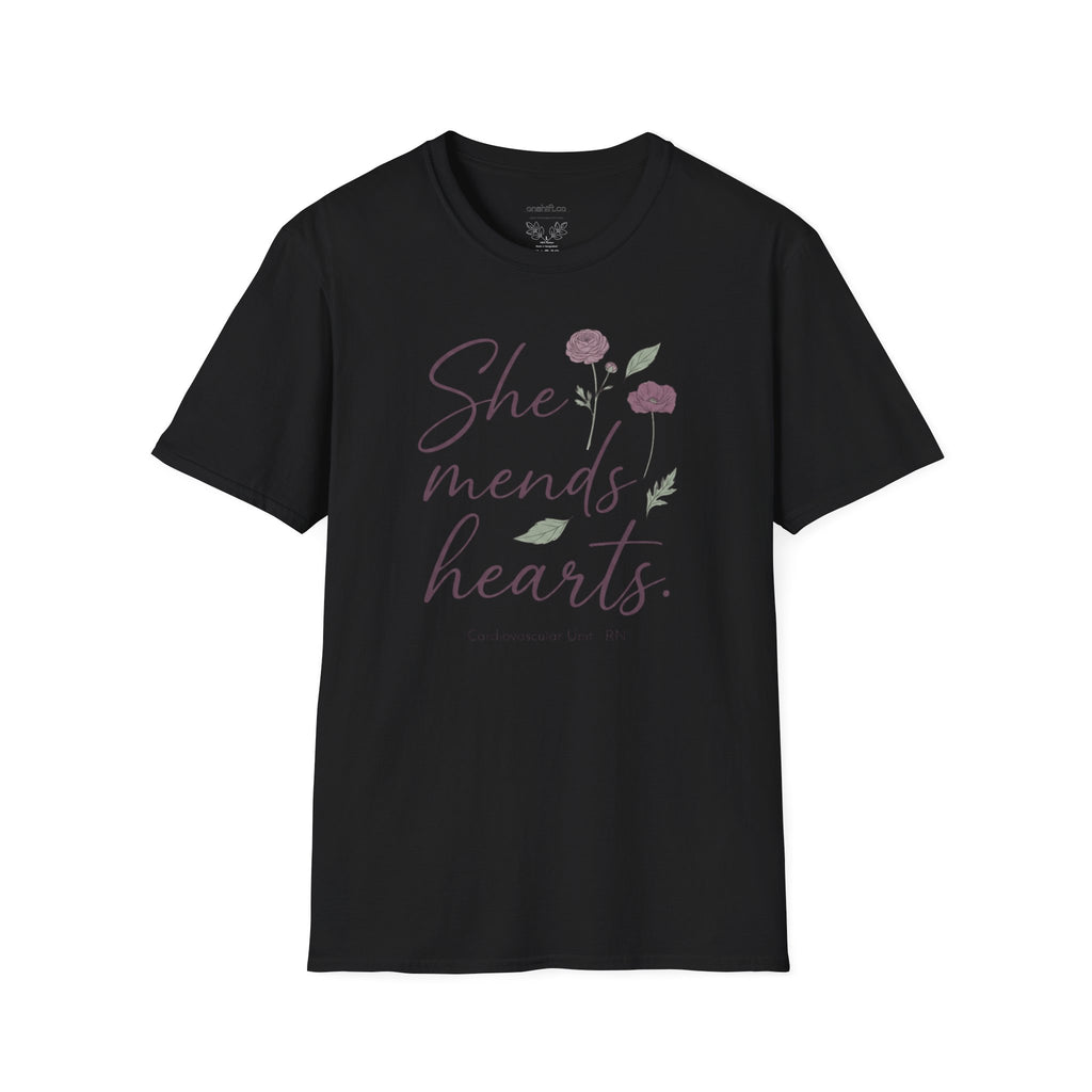 She Mends Hearts Cardiac RN T-Shirt